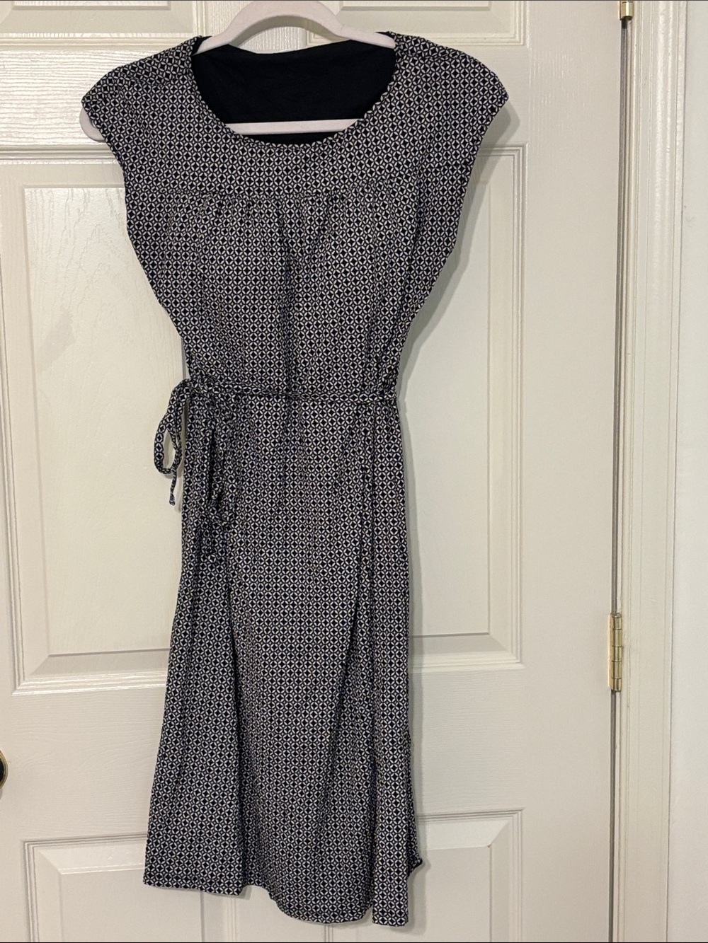 Uniqlo Black and White Geometric Print Midi Built in Bra Dress